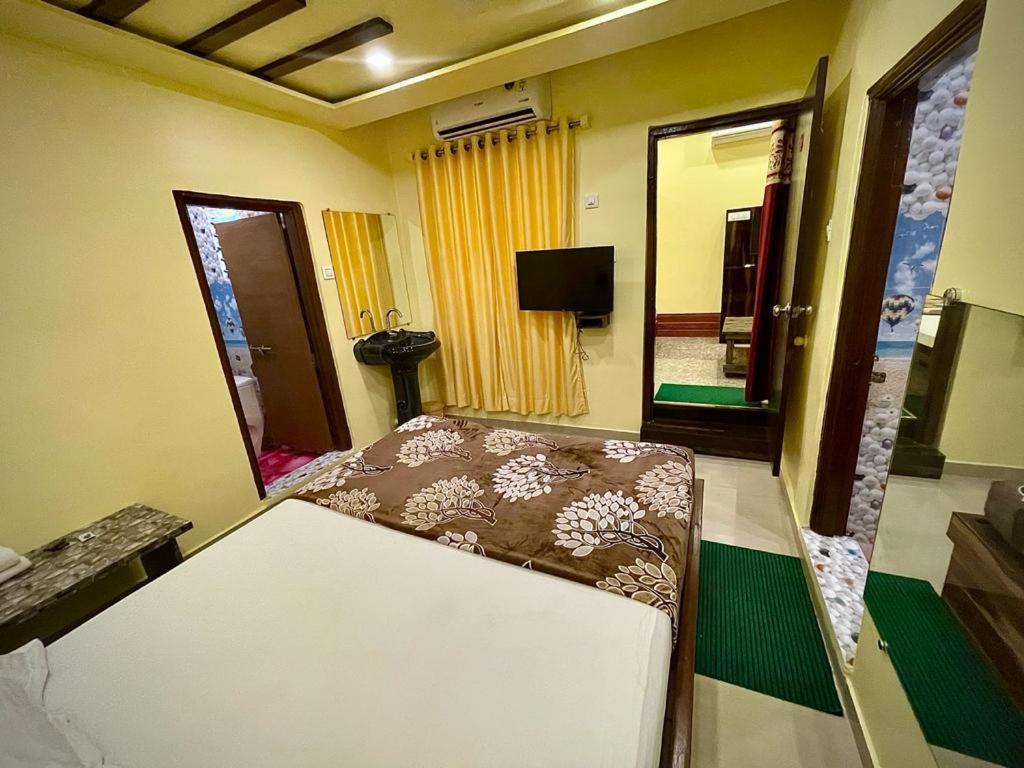 Hotel Saptarang Residency Panhala Ngoại thất bức ảnh