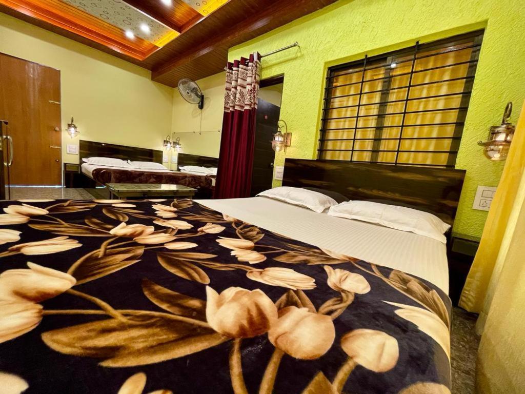 Hotel Saptarang Residency Panhala Ngoại thất bức ảnh