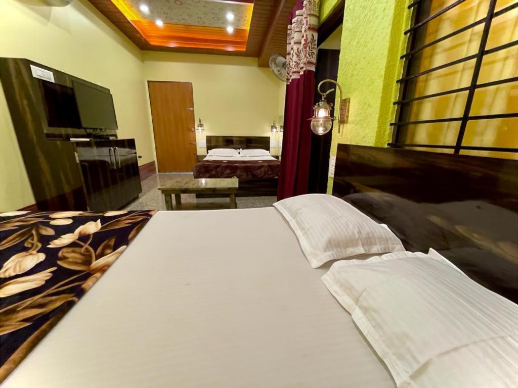 Hotel Saptarang Residency Panhala Ngoại thất bức ảnh
