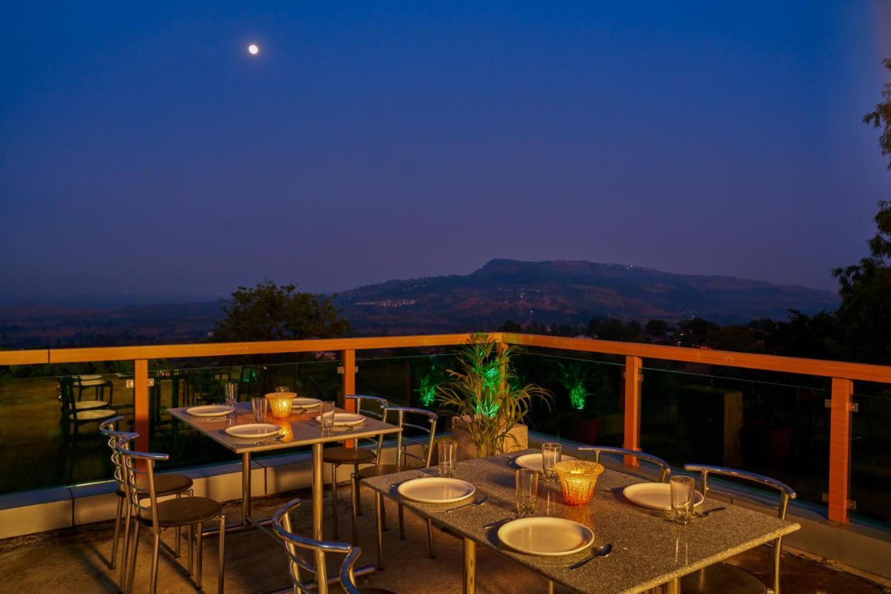 Hotel Saptarang Residency Panhala Ngoại thất bức ảnh