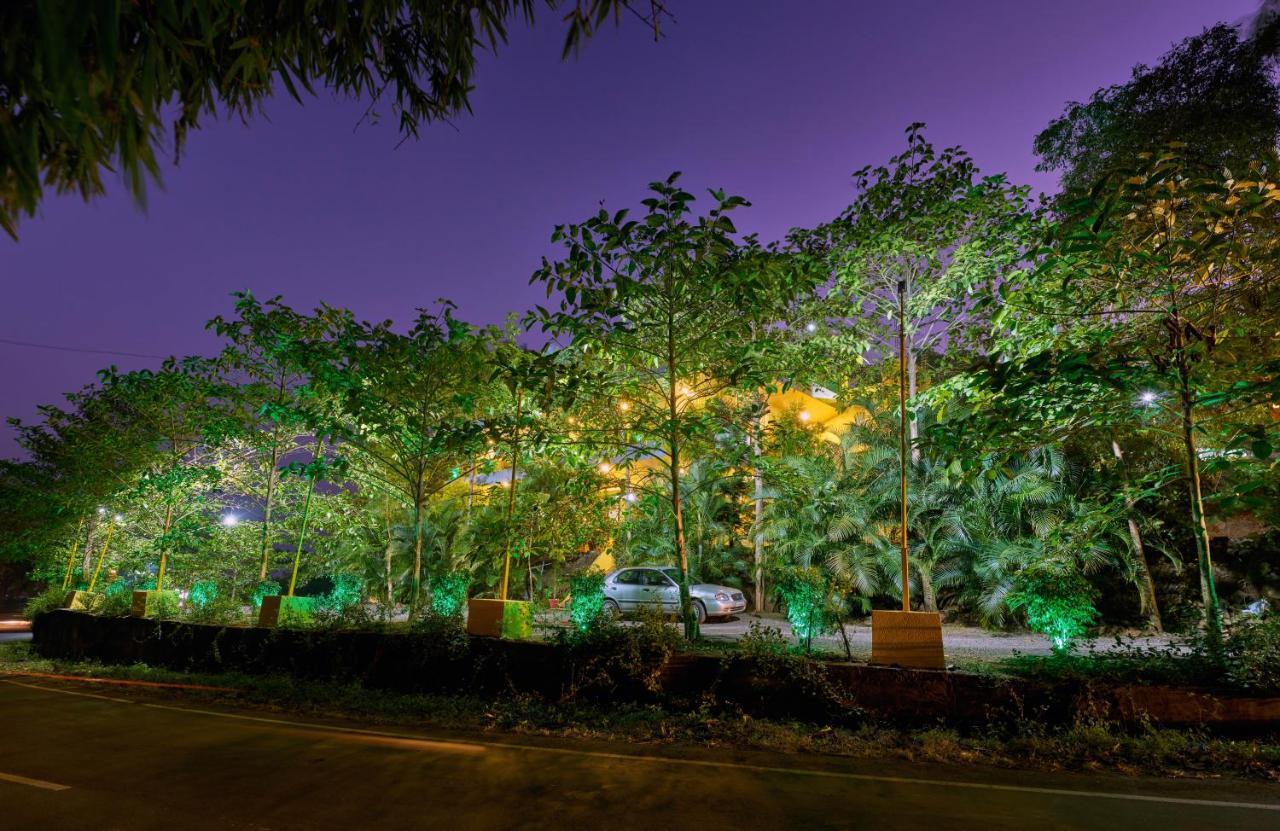 Hotel Saptarang Residency Panhala Ngoại thất bức ảnh